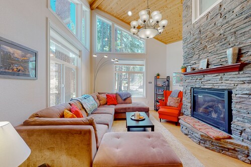 Granite Tranquility - Yosemite West Home w/ private sauna, fireplace, & new beds