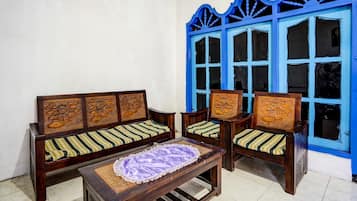 Quầy tiếp tân