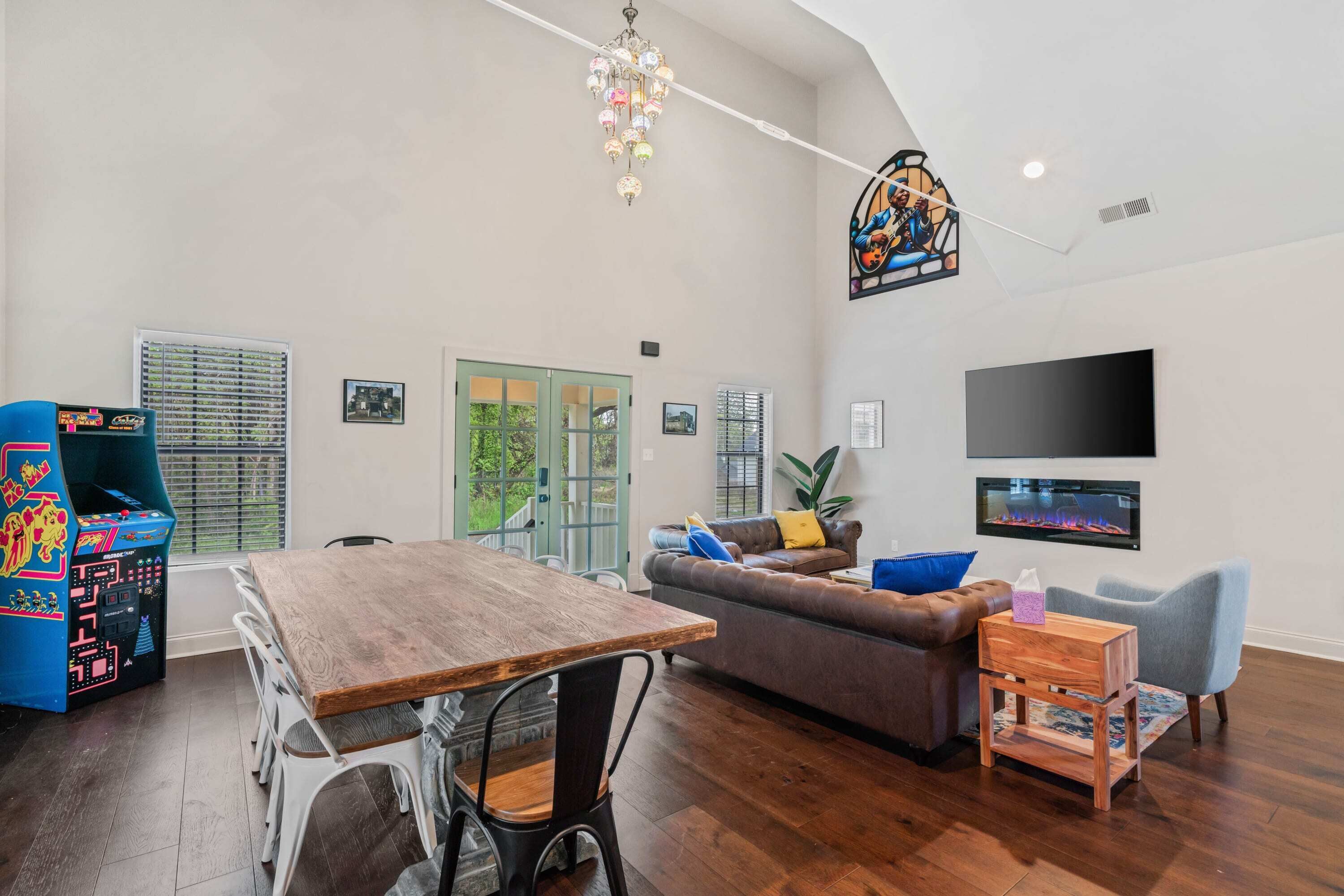 تلفزيون، مدفأة