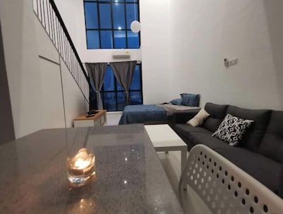 Superview Duplex with WiFi & Netflix