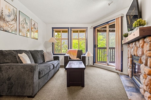 Reach Your Peak | Ski In/Ski Out | Pool | Hot Tub