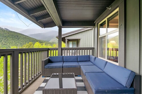 Reach Your Peak | Ski In/Ski Out | Pool | Hot Tub