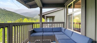 Reach Your Peak | Ski In/Ski Out | Pool | Hot Tub