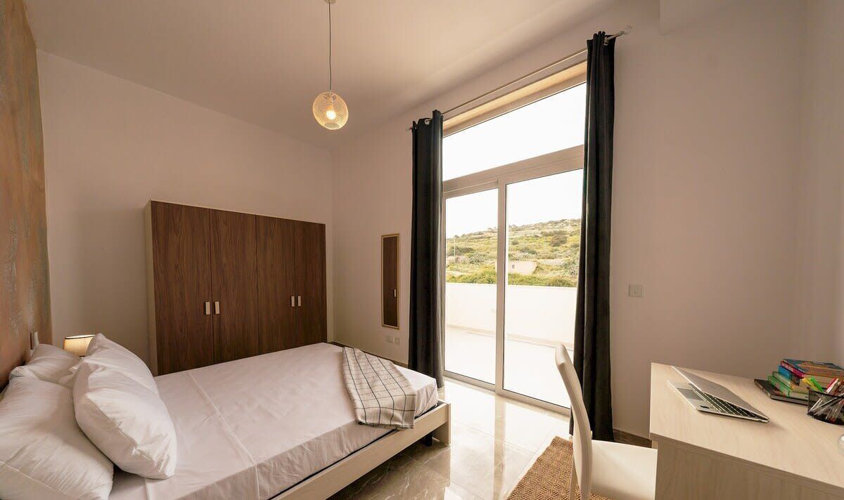 Tabla de planchar con plancha