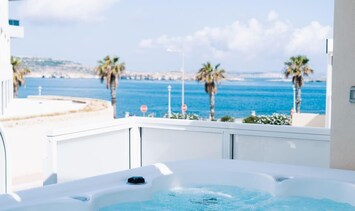 The Jacuzzi with Seaview