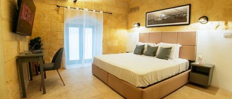 1 bedroom, iron/ironing board, travel cot, WiFi