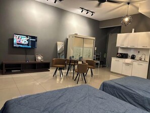 1 bedroom - Vertex Studio Wi-Fi & Netflix (Cyberjaya)