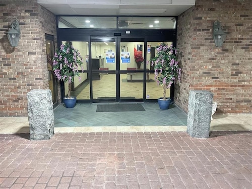 Studio 6 Extended Stay - Columbus, GA -Downtown