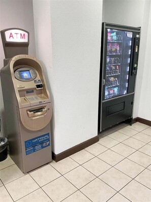 Interior - Studio 6 Extended Stay - Columbus, GA -Downtown (COLUMBUS)