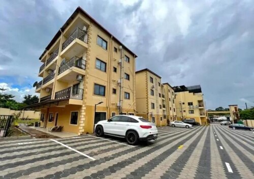 Come stay with us at a family friend unique home