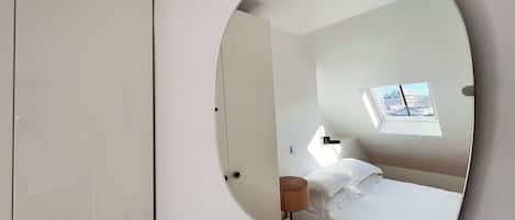 1 dormitorio, tabla de planchar con plancha, cuna de viaje y wifi gratis