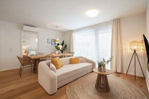 Premium two-bedroom Apartment | Área de estar