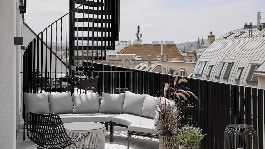 Vienna Heights Premium Apartments