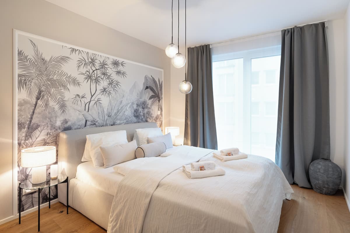 Apartamento urbano | 1 quarto, cofres nos quartos, individualmente decorados