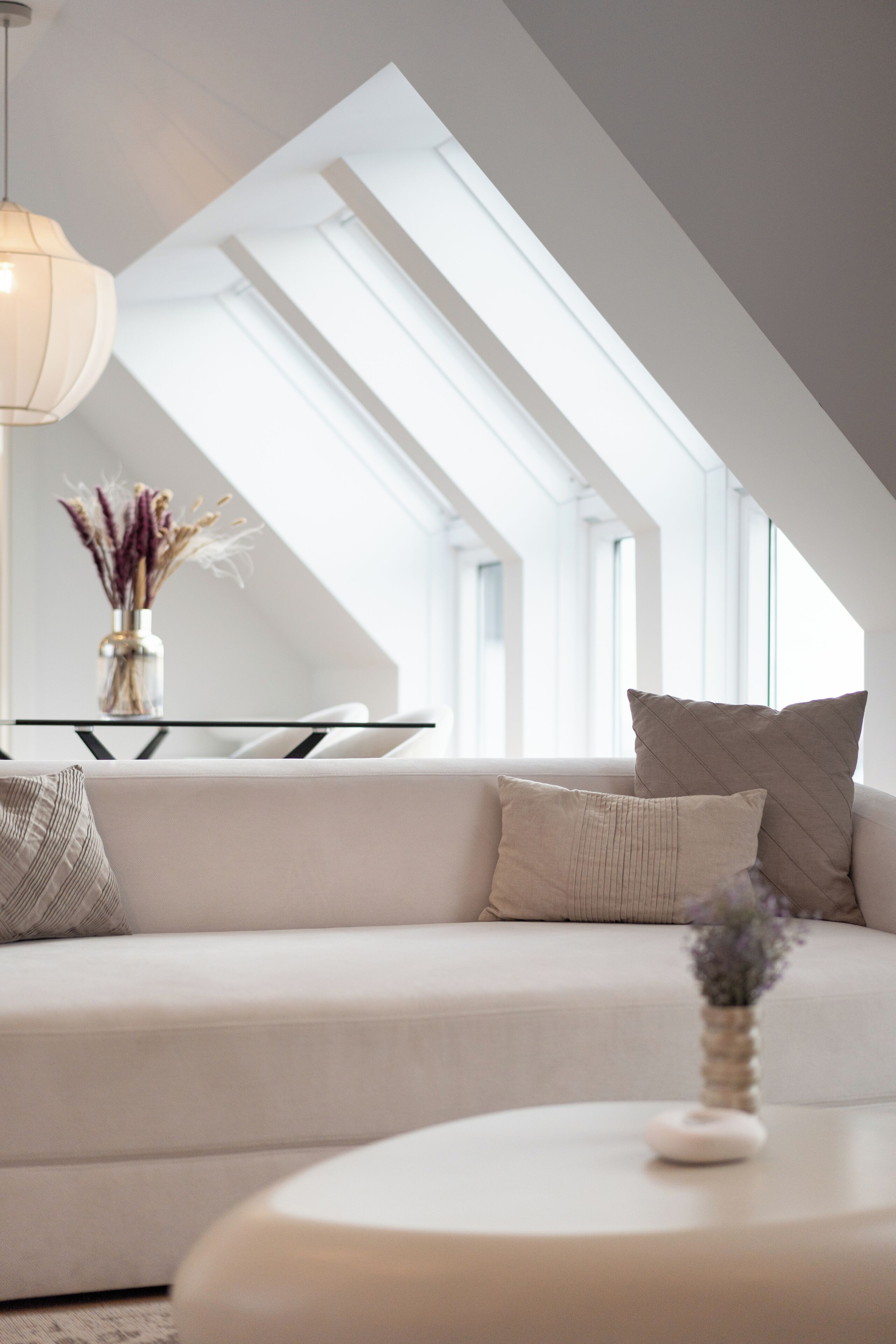 Panoramic Penthouse (Penthouse Dream above Vienna) | Living area | 43-inch LCD TV with digital channels, heated floors