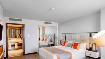 Junior-Suite, 1 King-Bett und Schlafsofa, Meerblick | Hochwertige Bettwaren, Minibar, Zimmersafe, schallisolierte Zimmer