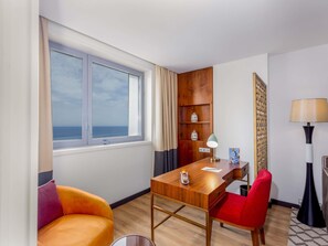 Junior Suite, 1 King Bed with Sofa bed, Ocean View | Premium bedding, minibar, soundproofing, free cribs/infant beds - Mercure Alger Palais Des Congres (Algiers)