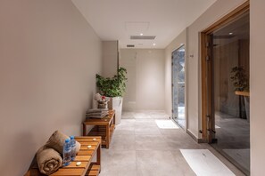 Sauna, hammam, soins corporels, soins du visage, 1 salle de soins