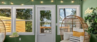 Sweater Weather- Hot Tub, SUPs, Fire, & Chill Spot