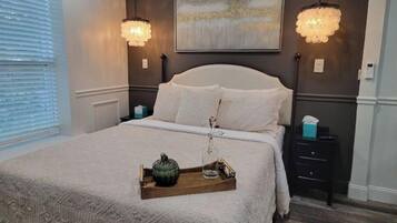 1 bedroom, desk, iron/ironing board, free WiFi