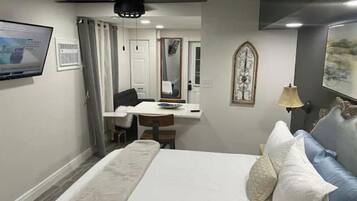 1 bedroom, iron/ironing board, free WiFi, bed sheets