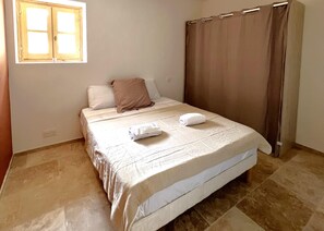 2 soveværelser, strygejern/strygebræt, weekendseng, Wi-Fi