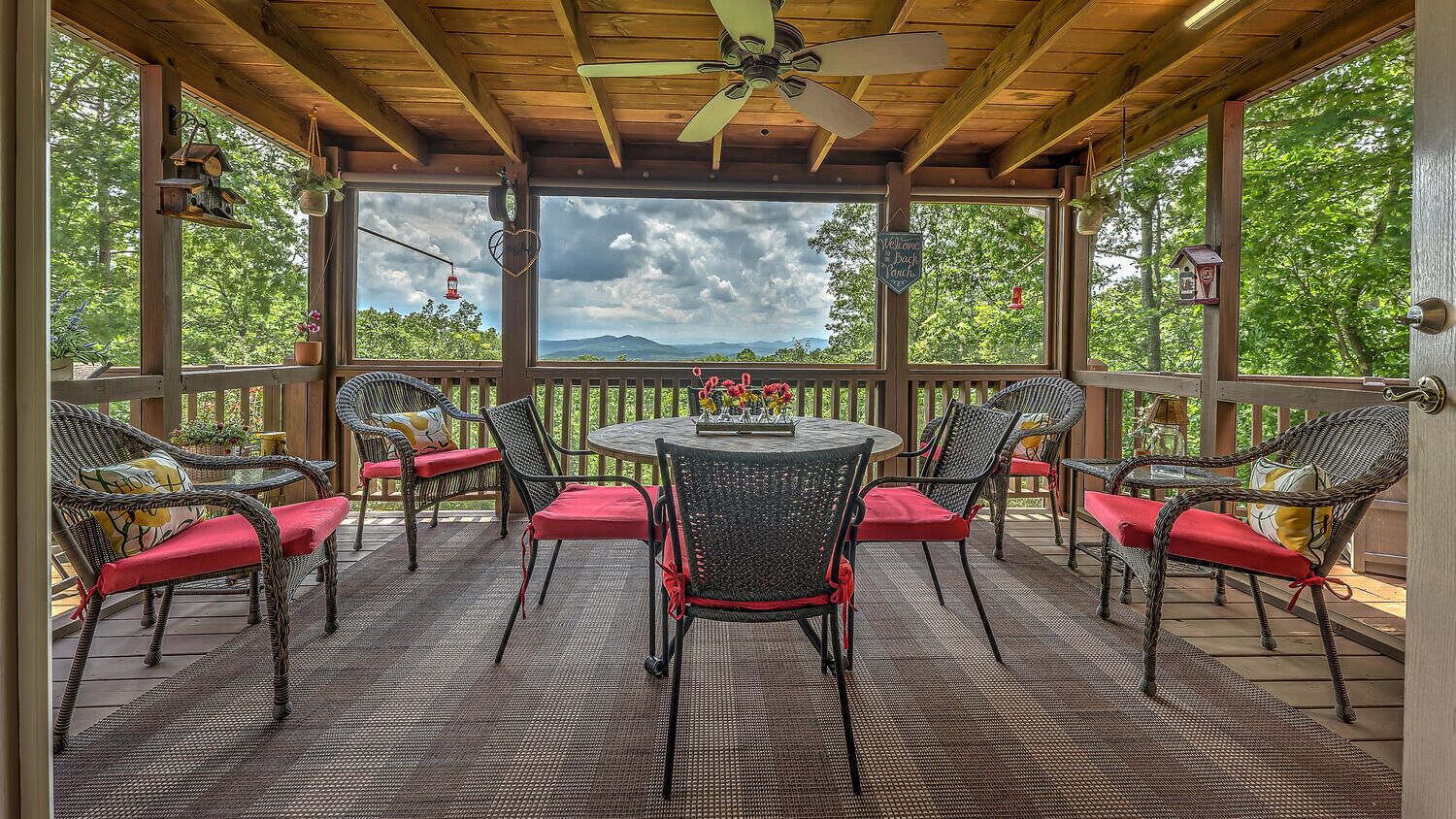 Private Mountain Cabin w/Amazing Views! 2 BR, Screened Porch, Near Town & Casino