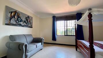 Premium Double Room | Premium bedding, individually decorated, laptop workspace, free WiFi