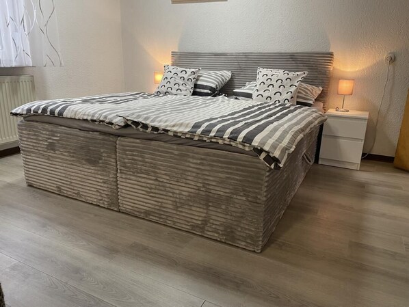 Wifi gratis y ropa de cama 