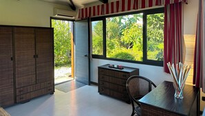 Interior - Villa Biddizza 10, Emma Villas (Acireale)