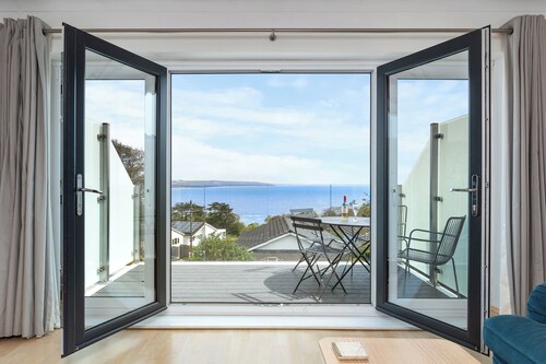 Glen View - Panoramic Sea Views