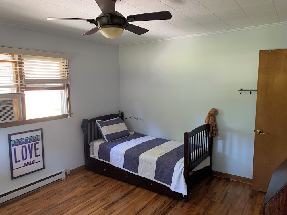 North Fork Waterfront Gem! Southold Vrbo