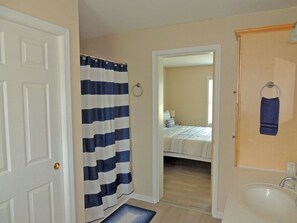 3 Schlafzimmer, kostenloses WLAN, Bettwäsche