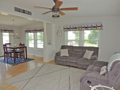 Cute 3BR/2BA home located in the Village of Clayton with dock rental available