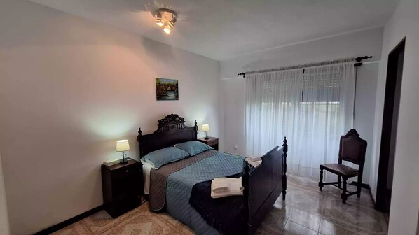 2 間睡房、熨斗/熨衫板、Wi-Fi、床單