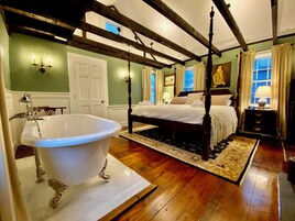 Romantic Room | 1 bedroom, premium bedding, memory foam beds, individually decorated