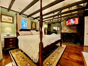 Romantic Room | 1 bedroom, premium bedding, memory foam beds, individually decorated