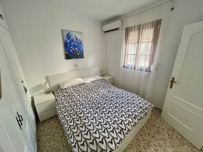 3 slaapkamers, een kluis op de kamer, een bureau