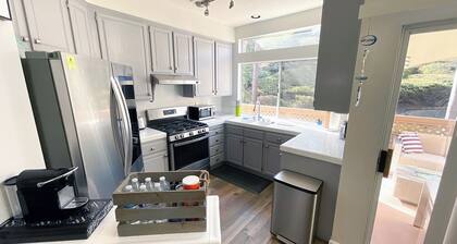 Retreat Laguna Lux Loft Close to EVERYTHING