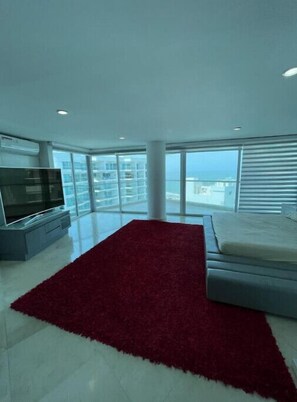 4 Schlafzimmer, Bügeleisen/Bügelbrett, WLAN, Bettwäsche