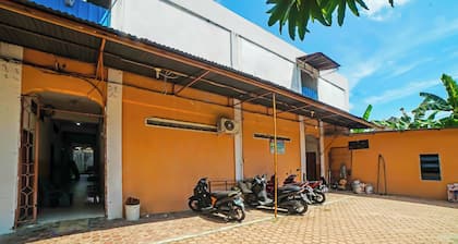 Hotel O Mandiri Inn