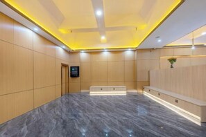 Interior - Oubosi Hotel (Qingyuan Gulongxia Qingxin Pedestrian Street) (Qingyuan)