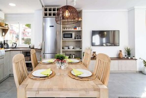 Dining - Beachclose apt Marbella by Costarentals - M28 (Marbella)