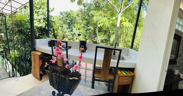 Property grounds - Enchanted Sloth (Quepos)