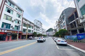 Parcheggio non assistito gratuito