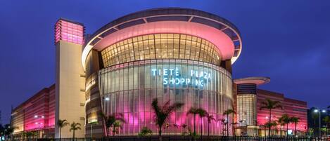 Departamento urbano | 2 habitaciones, escritorio, tabla de planchar con plancha y wifi gratis