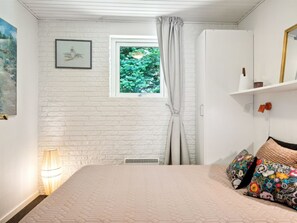 3 bedrooms, Internet