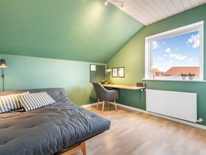 4 bedrooms, internet