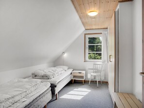 4 bedrooms, WiFi