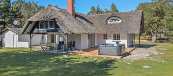 "Terne" - 1.2km from the sea by Interhome